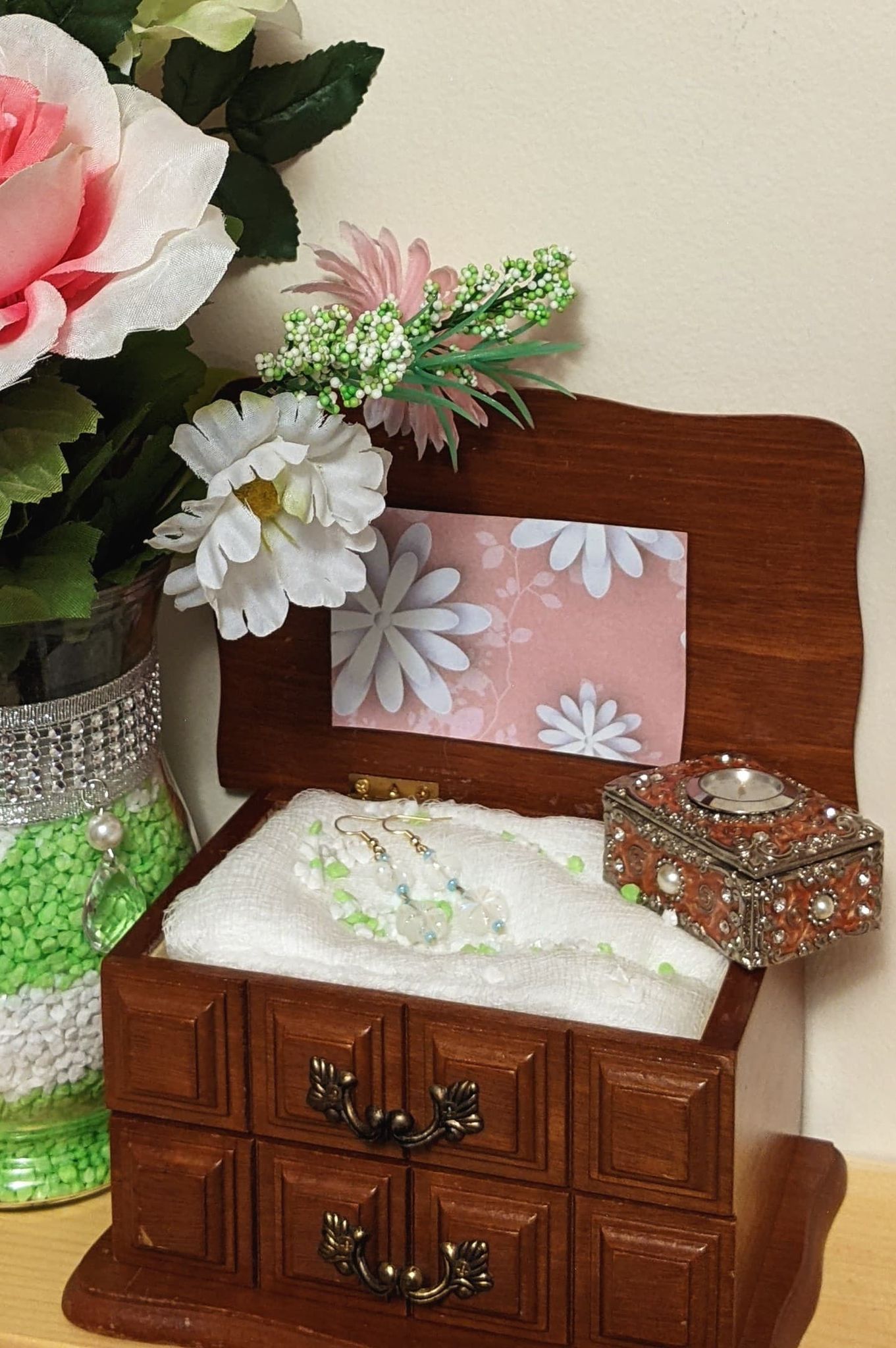 Clear Flowers (earrings)