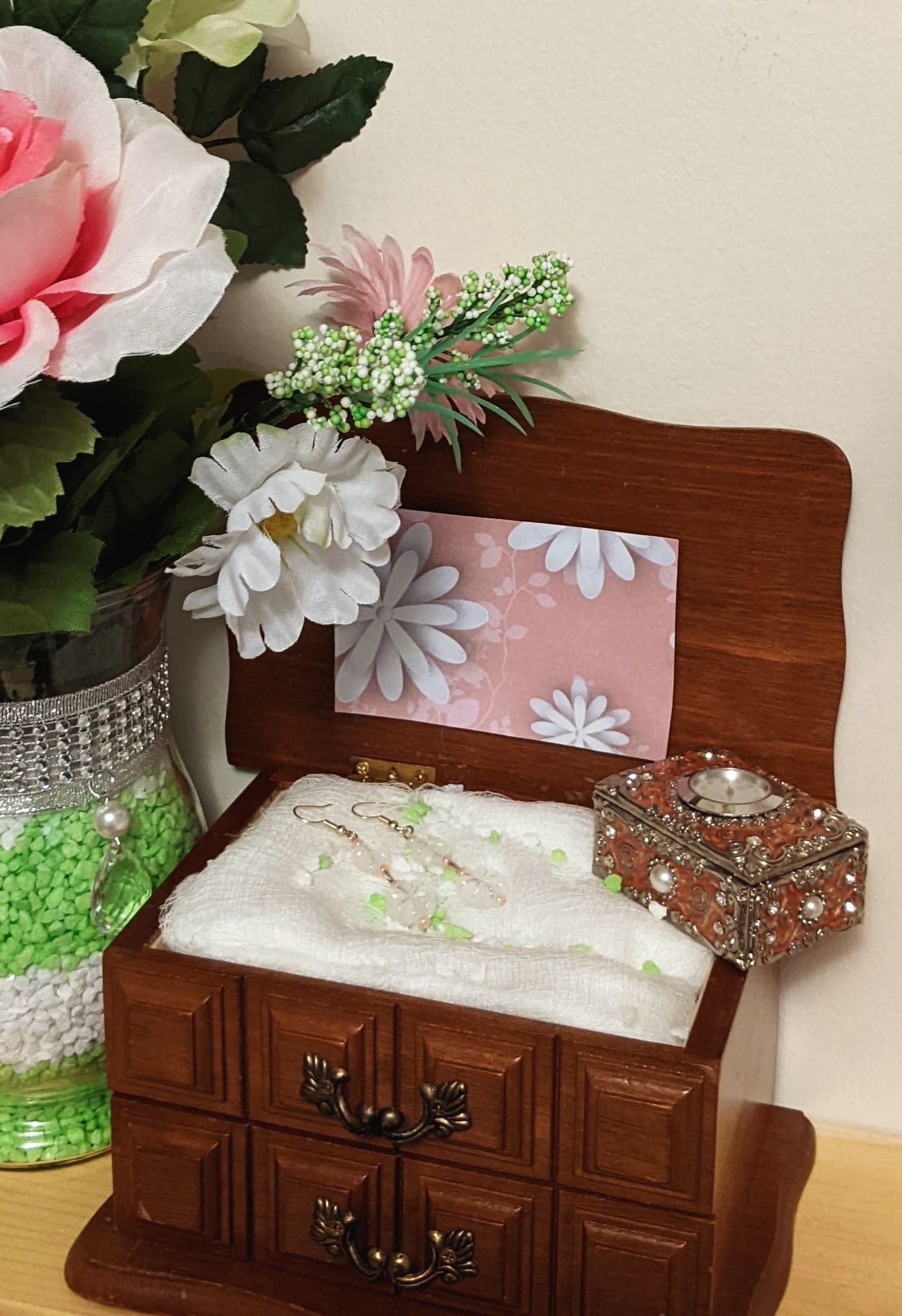 Clear Flowers (earrings)