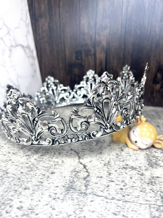 Men Fleur De Lis Full King Silver Crown, 24 Inches, Size XXL